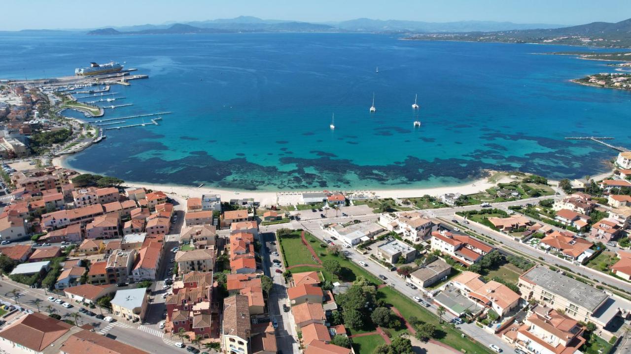 Villa Casa Luigi Golfo Aranci Esterno foto